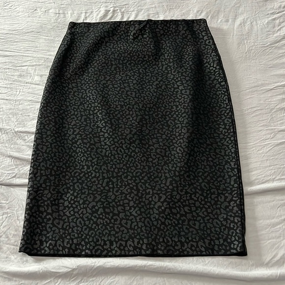 Joe B Dresses & Skirts - Joe B. Black Leopard Print Stretchy Bodycon Pencil Skirt